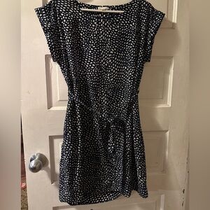 Comfy blue and white tie waist GAP dress